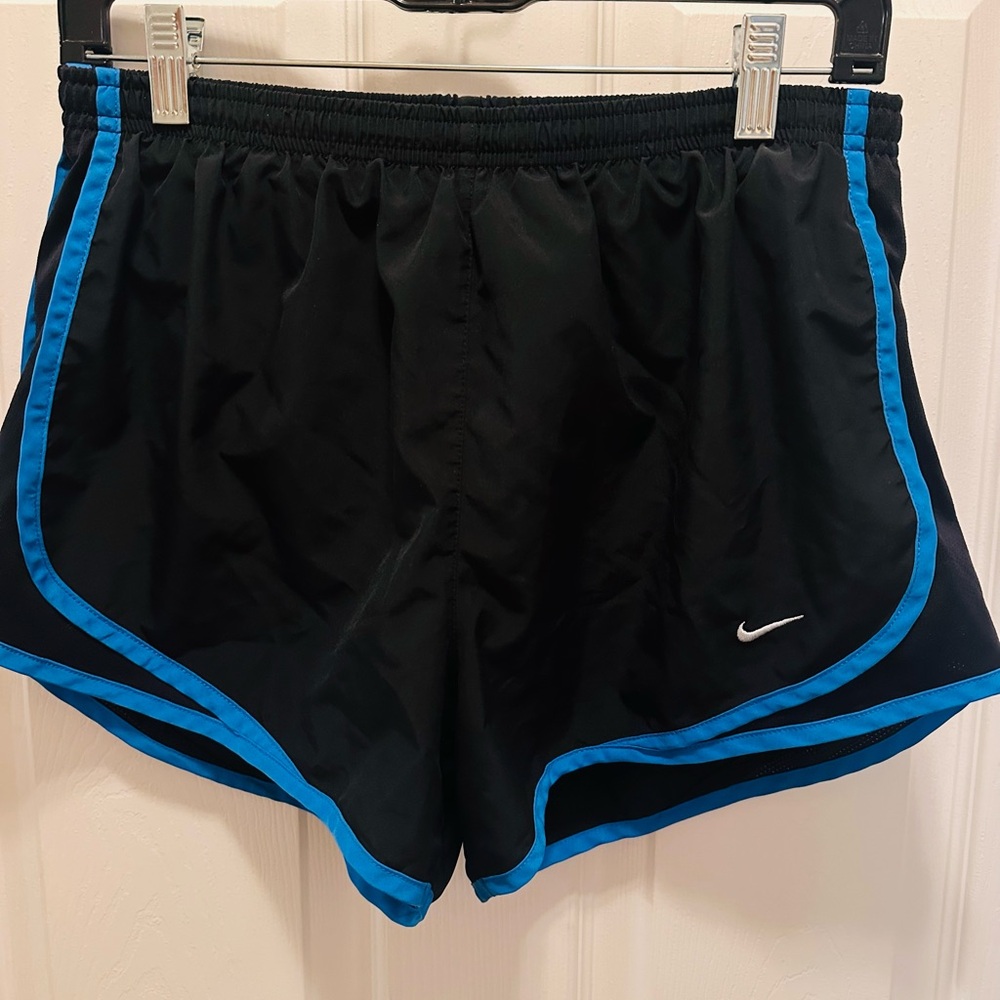 Black and blue Nike running short